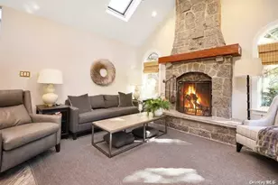 272 Chapel Rd, Manhasset, NY 11030 - Photo 19