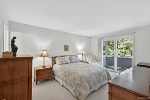 240-17 Oak Park Dr, Douglaston, NY 11362 - Photo 13