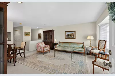 240-17 Oak Park Drive #73A, Douglaston, NY 11362 - Photo 5