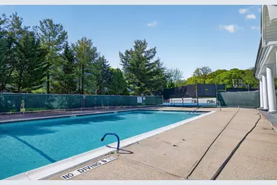240-17 Oak Park Drive #73A, Douglaston, NY 11362 - Photo 37