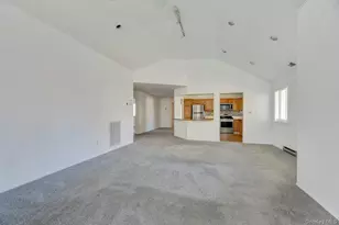 367 Seabreeze Ct, Moriches, NY 11955 - Photo 11