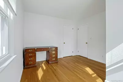 106 Alexander Avenue, White Plains, NY 10606 - Photo 23
