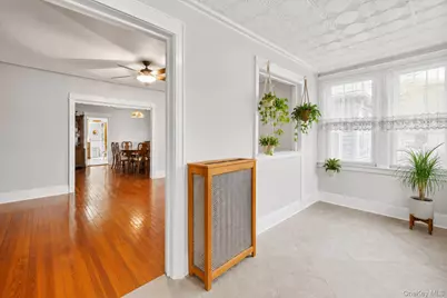 6928 Woodhaven Boulevard, Rego Park, NY 11374 - Photo 7