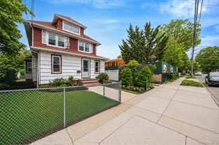 218-23 139th Ave, Springfield Gardens, NY 11413 - Photo 3