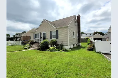 44 Circle Drive, Hempstead, NY 11550 - Photo 15