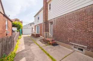 75-75 180th St, Fresh Meadows, NY 11366 - Photo 37