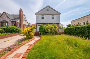 75-75 180th St, Fresh Meadows, NY 11366 - Photo 3