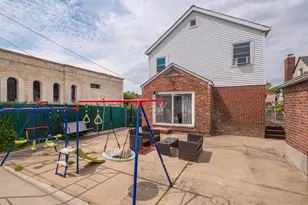 75-75 180th St, Fresh Meadows, NY 11366 - Photo 39