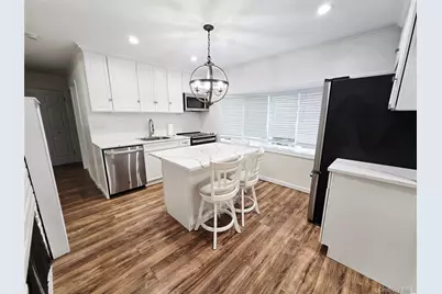 52 Mist Lane, Westbury, NY 11590 - Photo 3