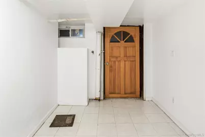 67-99 Exeter Street, Forest Hills, NY 11375 - Photo 25