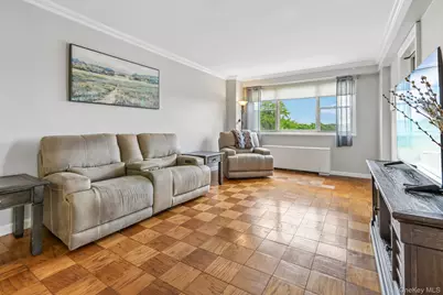 30 Lake Street #3J, White Plains, NY 10603 - Photo 3