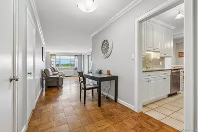 30 Lake Street #3J, White Plains, NY 10603 - Photo 9