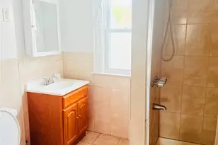 111-41 202nd St, Saint Albans, NY 11412 - Photo 9