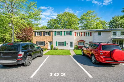 102 Hill Spur, Calverton, NY 11933 - Photo 3