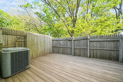 102 Hill Spur, Calverton, NY 11933 - Photo 13