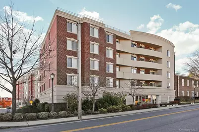 242 Maple Avenue #419, Westbury, NY 11590 - Photo 1