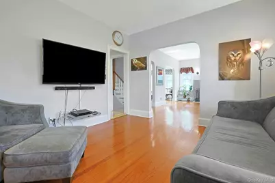 533 Manhattan Avenue, Thornwood, NY 10594 - Photo 9