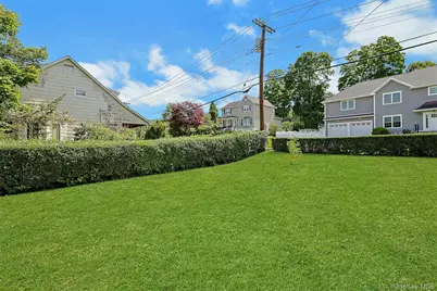533 Manhattan Avenue, Thornwood, NY 10594 - Photo 33
