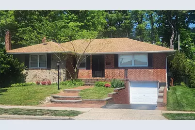 205 Halsey Avenue, Jericho, NY 11753 - Photo 1