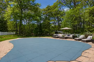 10 Stony Run Ct, Dix Hills, NY 11746 - Photo 37