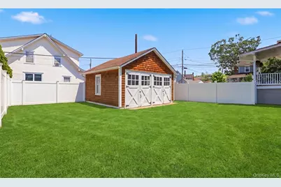 35 Jackson Street, New Rochelle, NY 10801 - Photo 15
