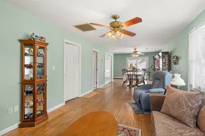 63 E Madison Street, East Islip, NY 11730 - Photo 31