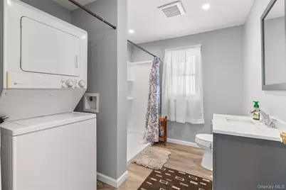 63 E Madison Street, East Islip, NY 11730 - Photo 23