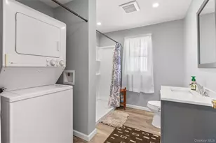 63 E Madison St, East Islip, NY 11730 - Photo 23