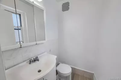 74-45 Yellowstone Boulevard #5G, Rego Park, NY 11374 - Photo 15