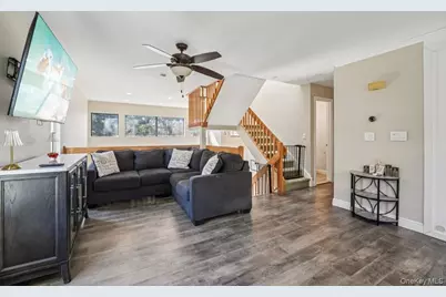 36 Tulip Court, Nanuet, NY 10954 - Photo 9