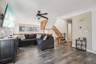 36 Tulip Ct, Nanuet, NY 10954 - Photo 9