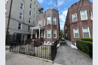1752 Mahan Avenue, Bronx, NY 10461 - Photo 31