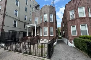 1752 Mahan Ave, Bronx, NY 10461 - Photo 31