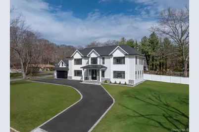 11 Edcris, Huntington, NY 11743 - Photo 1