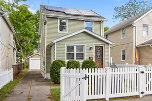 194-35 114th Dr, Saint Albans, NY 11412 - Photo 5