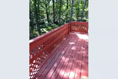 10 Woodchuck Lane, East Setauket, NY 11733 - Photo 19