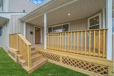 5 Cheryl Lane, North Babylon, NY 11703 - Photo 3