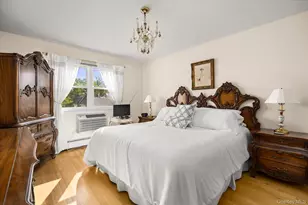 64-32 77th Pl, Middle Village, NY 11379 - Photo 33