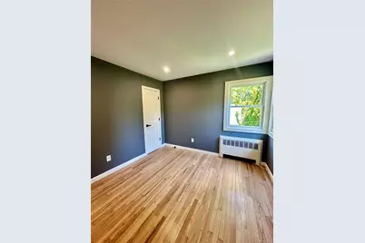 47 Norwich Street, Huntington Station, NY 11746 - Photo 17