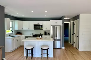 47 Norwich St, Huntington Station, NY 11746 - Photo 5