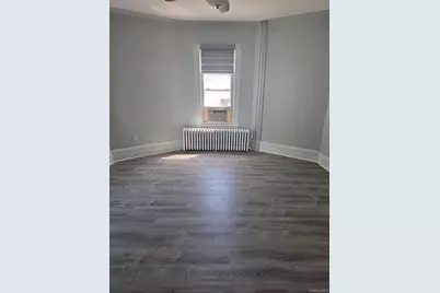 291 Uniondale Avenue, Uniondale, NY 11553 - Photo 9