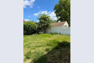 14-33 140th Street, Whitestone, NY 11357 - Photo 17