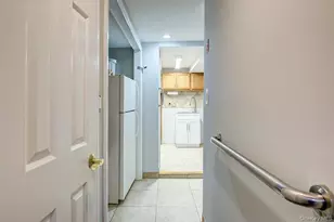 90-10 69th Ave, Forest Hills, NY 11375 - Photo 27