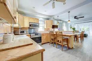 90-10 69th Ave, Forest Hills, NY 11375 - Photo 11