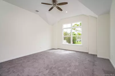 158 Mount Vernon Avenue, Patchogue, NY 11772 - Photo 23