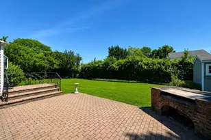 16 Clay Pitts Rd, Greenlawn, NY 11740 - Photo 21