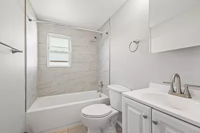 28 Candle Lane, Levittown, NY 11756 - Photo 11