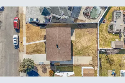 28 Candle Lane, Levittown, NY 11756 - Photo 15