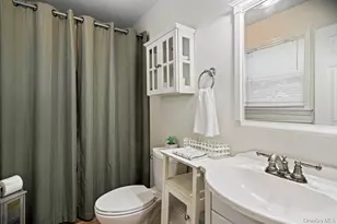 225 Walker Ave, Patchogue, NY 11772 - Photo 17