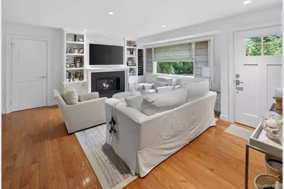 95 Tyrone Drive, East Hampton, NY 11937 - Photo 15